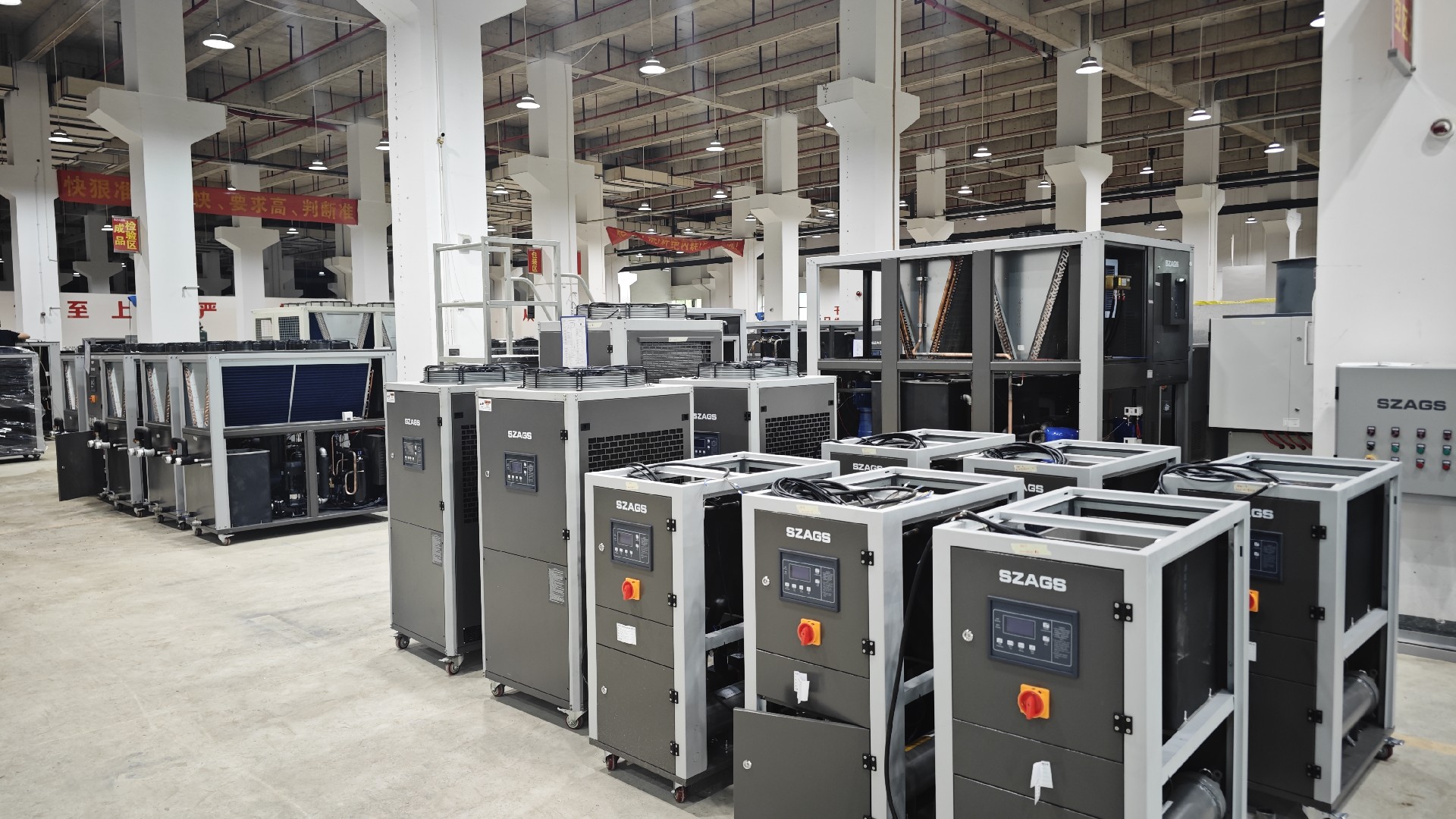 1745393683388851.jpg 1745393679663440.jpg